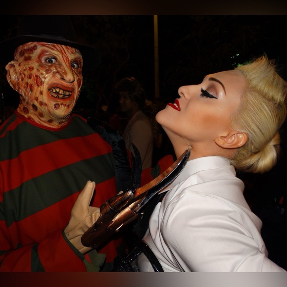 🖤Meet your Posher, Gisele - Picture 2 of 3